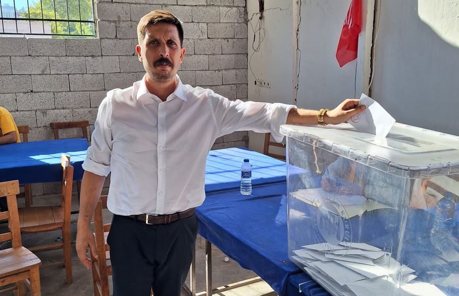 KILIÇOĞLU YENİDEN KIRIKHAN CHP İLÇE BAŞKANI