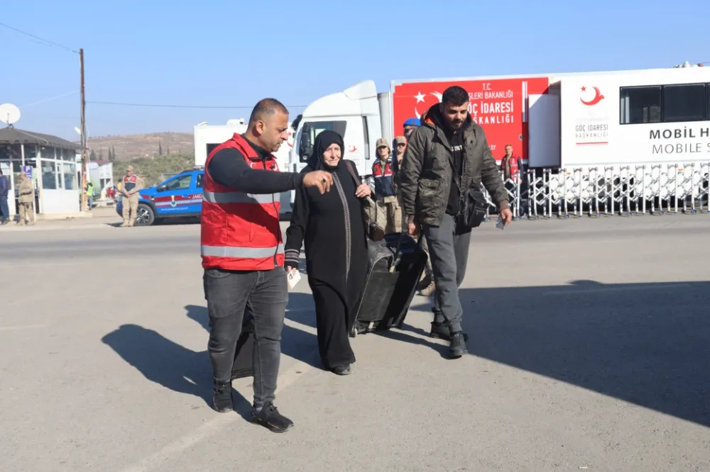 Türkiye’de 2 yıl yaşayıp ülkesine dönen İbrahim, “ Türk halkına çok teşekkür ederim