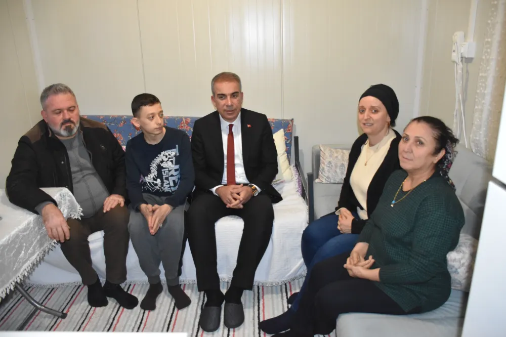 ÖMER ERDAL ÇELİK KURADA KONUT ÇIKAN VATANDAŞLARI ZİYARET ETTİ