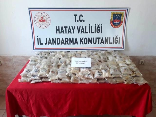 Hatay`da şüpheli paketten uyuşturucu çıktı